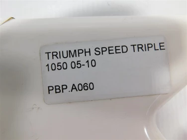 Pokrywa bok boczna prawa triumph speed triple 1050 05-10