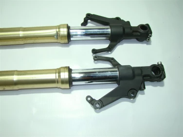 Laga lagi zawieszenie yamaha yzf r1 rn09 02-03 uszkodzone
