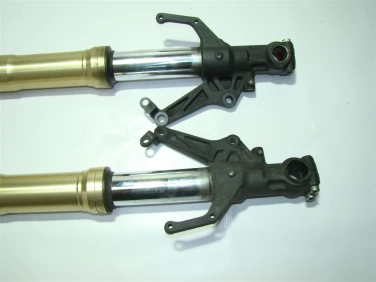 Laga lagi zawieszenie yamaha yzf r1 rn09 02-03 uszkodzone