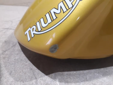 Zbiornik paliwa bak triumph 675