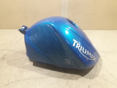 Zbiornik paliwa bak triumph 675