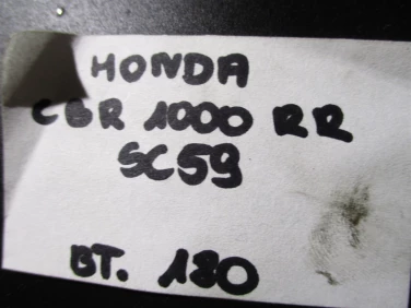 BŁotnik plastik tyŁ ogon  kawasaki er6