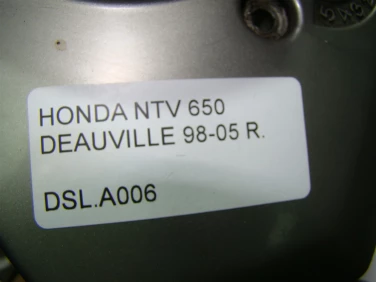 Dekiel kapa silnik lewa honda ntv 650 deauville 98-05r