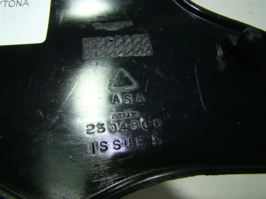 Pokrywa bok boczna prawa triumph daytona 955i 97-06