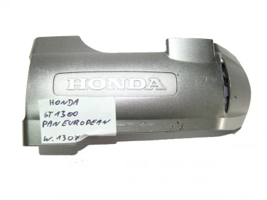 WYPEŁNIENIE PLASTIK OWIEWKA HONDA ST 1300 PAN EUROPEAN