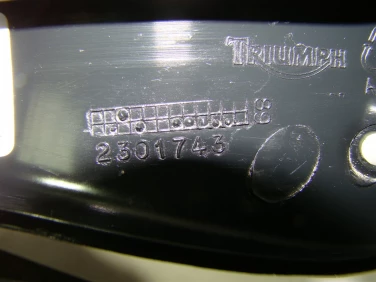 Plastik wypeŁnienie owiewka triumph sprint st 955i 99-04