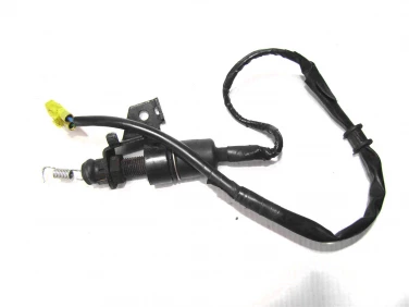 CZUJNIK PRZEKAŹNIK WIĄZKA YAMAHA YZF R1 RN01-04 98-01