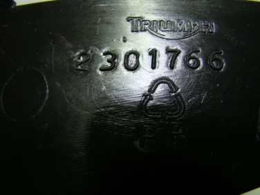 Plastik wypeŁnienie owiewka triumph sprint st 955i 99-04