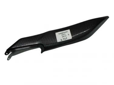 WYPEŁNIENIE PLASTIK OWIEWKA KAWASAKI ER6 2011R LEWA