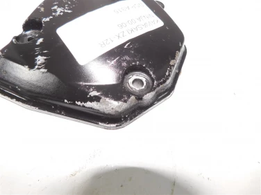 Dekiel kapa silnik prawa kawasaki zx-12r ninja 00-06