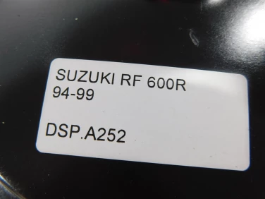 Dekiel kapa silnik prawa suzuki rf 600r 94-99