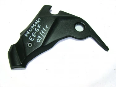 PLASTIK WYPEŁNIENIE OWIEWKA KAWASAKI ER-6 FN 09-11