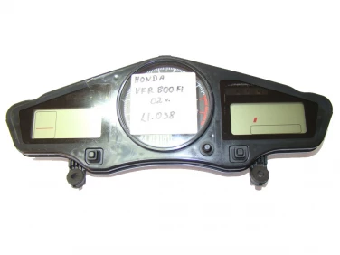 LICZNIK PRĘDKOŚCIOMIERZ PRZÓD HONDA VFR800FI 02R