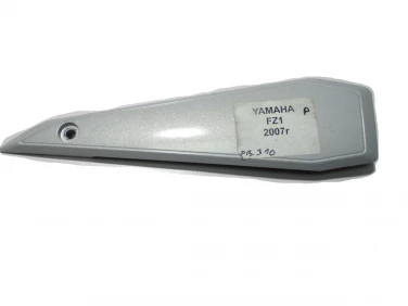 PLASTIK BOK WYPEŁNIENIE YAMAHA FZ1 2007R PRAWY