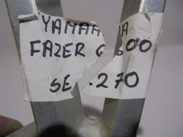 Set sety podnÓŻek yamaha fazer 600