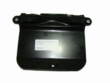 PLASTIK WYPEŁNIENIE OWIEWKA HONDA NC 750 14-16R