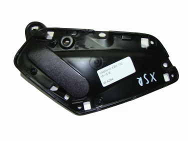 PLASTIK WYPEŁNIENIE OWIEWKA YAMAHA XSR 700 16-18