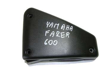 POKRYWA BOK BOCZNA PRAWA YAMAHA FZS 600 FAZER 98-04