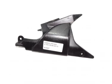 PLASTIK WYPEŁNIENIE OWIEWKA HONDA VFR 800 V-TEC LC46 02-13