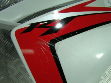 Owiewka bok yamaha yzf r1 rn19 prawa