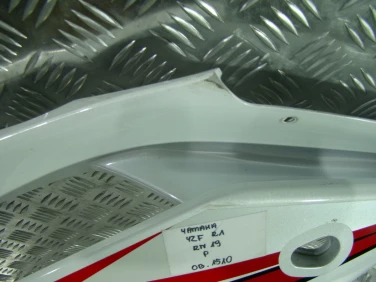 Owiewka bok yamaha yzf r1 rn19 prawa