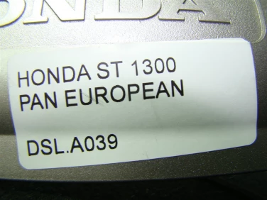 Dekiel kapa silnik lewa honda st 1300 pan european