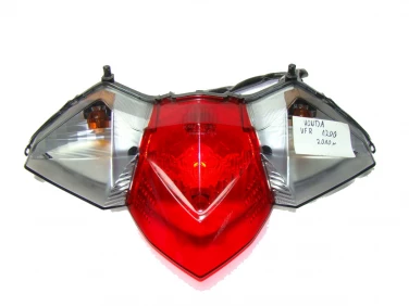 LAMPA TYŁ TYLNA HONDA VFR 1200 2010R
