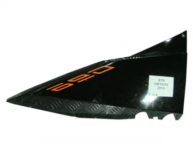 OGON OWIEWKA TYŁ BOK PLASTIK KTM 690 DUKE 2010R