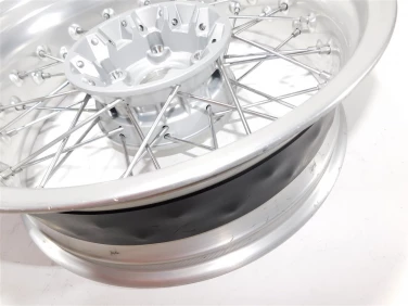 Felga koŁo tyŁ bmw rninet r9t r1200r oem 8528878