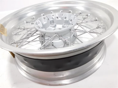 Felga koŁo tyŁ bmw rninet r9t r1200r oem 8528878