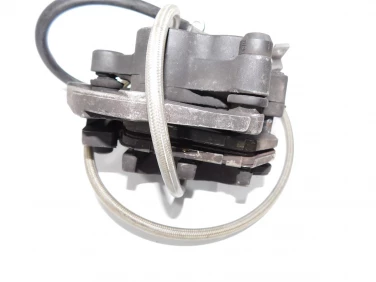 Zacisk hamulec przÓd lewy bmw c600 sport 18