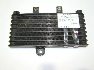 ChŁodnica oleju triumph daytona 955i t95 2001r