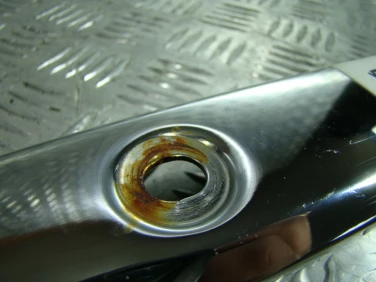 StelaŻ tyŁ mocowanie bŁotnika wspornik honda vt 750 shadow rc50a 2005r prawy