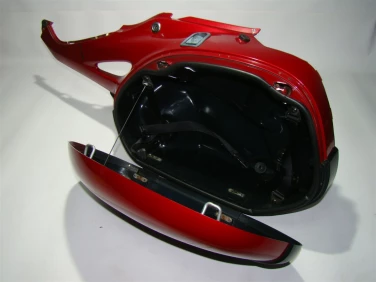 Kufer kufry tyŁ bok honda ntv 650 deauville 2002r