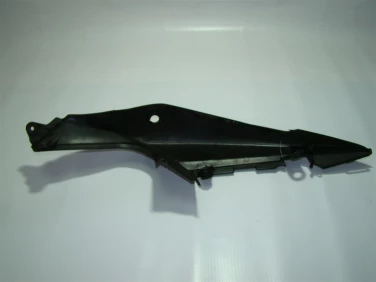 Ogon owiewka tyŁ lewy suzuki sv 650 03-14r.