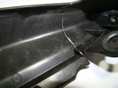 Ogon owiewka tyŁ lewy suzuki sv 650 03-14r.