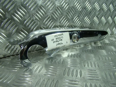 StelaŻ tyŁ mocowanie bŁotnika wspornik honda vf 750 c magna 1996r lewy