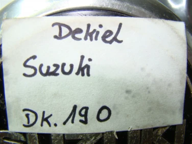 Pokrywa dekiel kapa suzuki