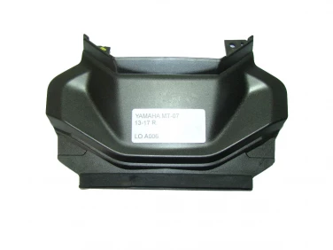 ŁĄCZNIK OGON PLASTIK TYŁ YAMAHA MT-07 13-17