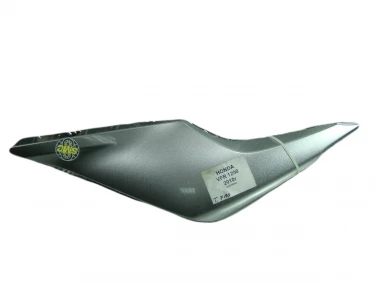 OGON OWIEWKA TYŁ BOK PLASTIK HONDA VFR 1200 2010R AUTOMAT
