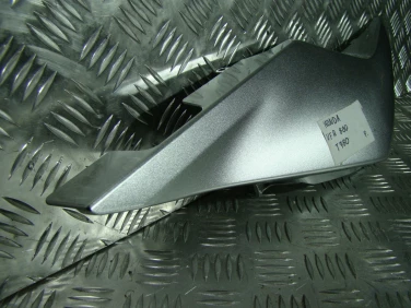 Ogon zadupek owiewka honda vfr 800 prawa