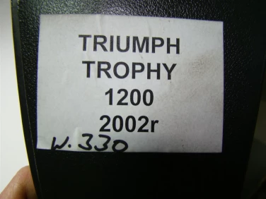 WypeŁnienie schowek przÓd plastik triumph trophy 1200 2002r