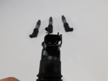 Cewka zapŁonowa cewki suzuki gsr 750 11-16