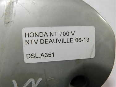 Dekiel kapa silnik lewa honda nt700v ntv deauville 06-13