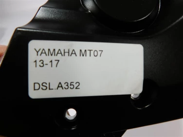 Dekiel kapa silnik lewa yamaha mt-07 13-17