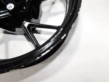 Felga koŁo tyŁ bmw f750gs oem 8556601 uszkodzony rant