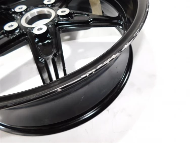 Felga koŁo tyŁ bmw rninet r9t k23 scrambler k23 oem 8562528