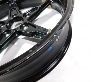 Felga koŁo tyŁ bmw rninet r9t k23 scrambler oem 8562502