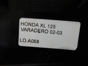 ŁĄcznik ogon plastik tyŁ honda xl 125 varadero 02-03