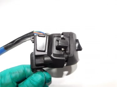 PrzeŁĄcznik lewy przÓd kymco grand dink 250 2006